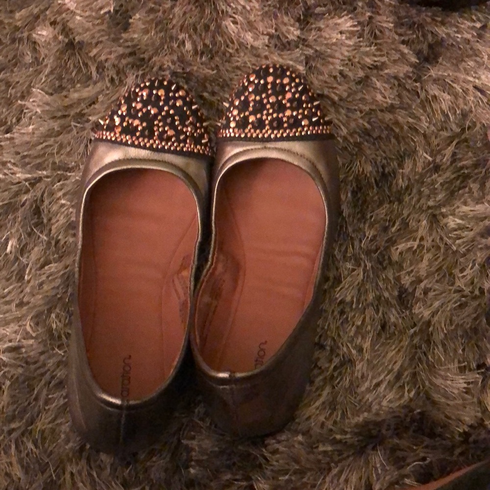 Studded xhiliration flats